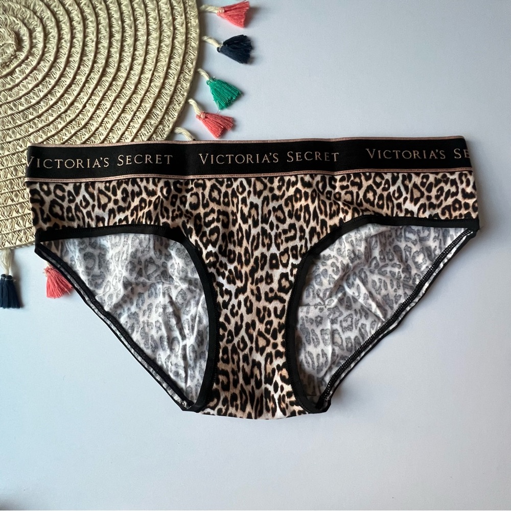 Victoria's Secret Logo Cotton Hiphugger Panty Leopard Print Large NEW